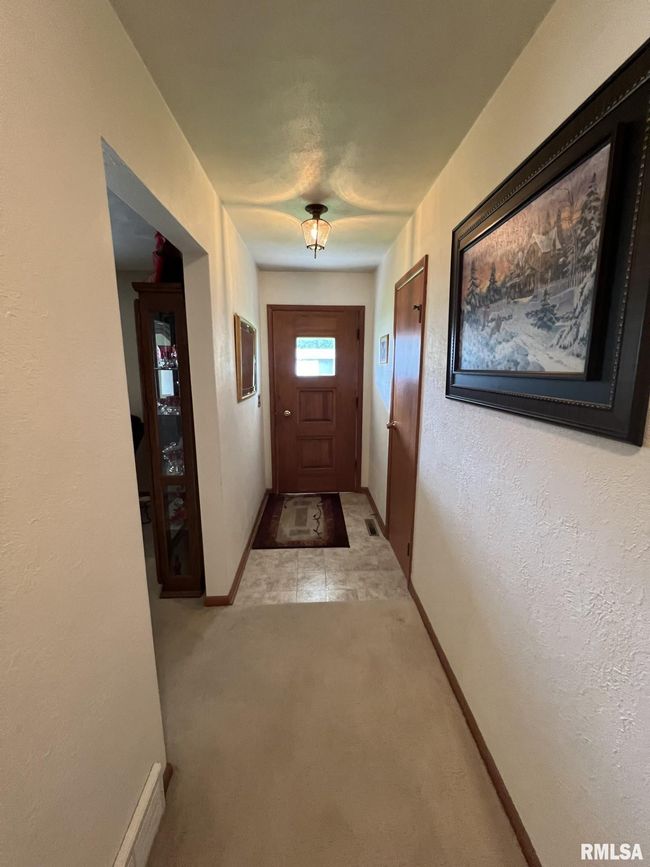 633 Mission Dr, House other with 3 bedrooms, 2 bathrooms and null parking in Kewanee IL | Image 17