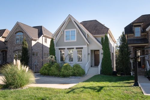 843 Clayton Ave, Nashville, TN, 37204-3001 | Card Image