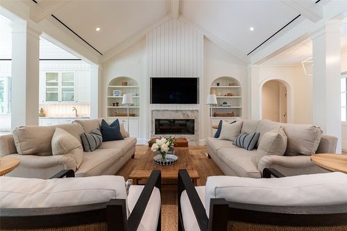 160 Clarkson Ln, Vero Beach, FL, 32963-3325 | Card Image