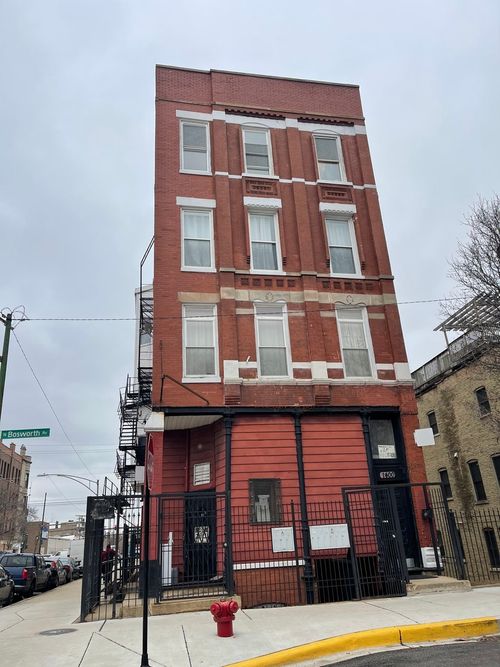 apt-2r-1400 N Bosworth Ave, Chicago, IL, 60642-8602 | Card Image