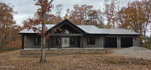 12 Pine Pl, Monterey, TN, 38574-7040 | Card Image