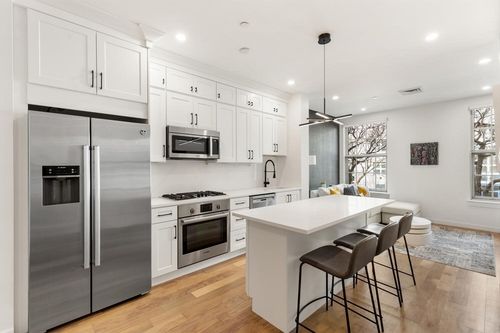 f202-45 1st Ave, Boston, MA, 02129-4560 | Card Image