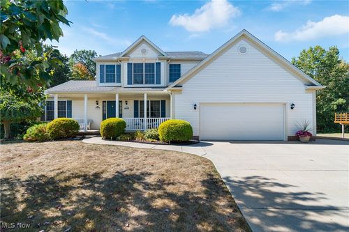 3926 Arlind Cir Nw, Uniontown, OH, 44685-6327 | Card Image