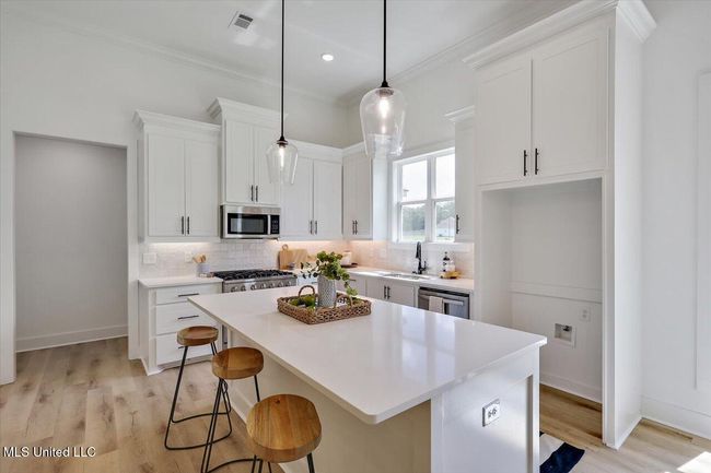 09-1015 Mullican Rd | Image 9