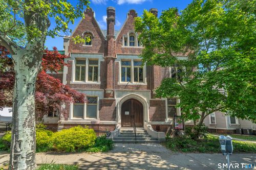 51 Trumbull Street, New Haven, CT, 06510 | Card Image