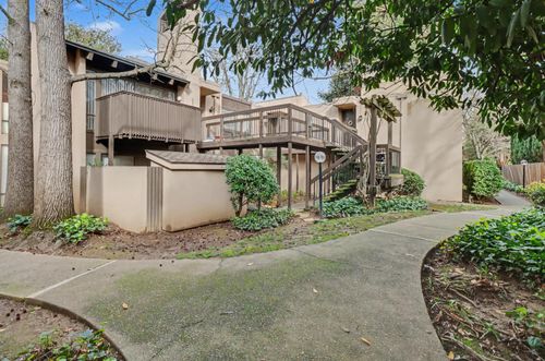 unit-13-2238 Woodside Ln, Sacramento, CA, 95825-7491 | Card Image