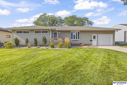 1944 E 8th St, Fremont, NE, 68025-4431 | Card Image