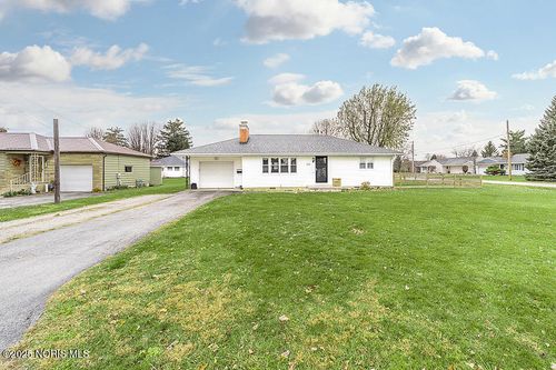 608 West St, Carey, OH, 43316-1171 | Card Image