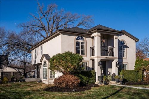 8430 Kickapoo St, De Soto, KS, 66018-8238 | Card Image