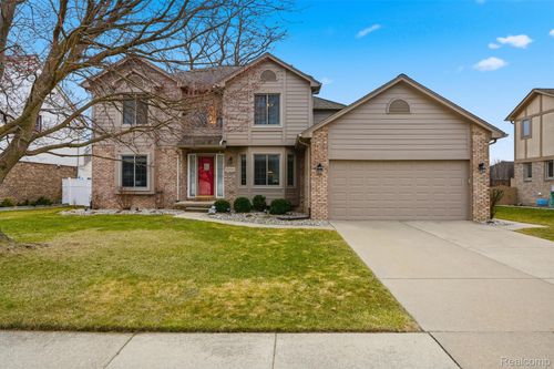 23856 Keyway Dr, Macomb, MI, 48042-5393 | Card Image