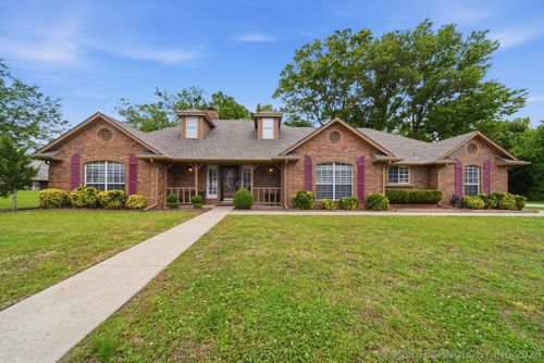 3006 N Country Club Rd, Muskogee, OK, 74403-2318 | Card Image