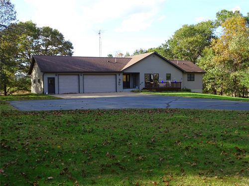 W2089 Spring Creek Rd, Durand, WI, 54736-8106 | Card Image