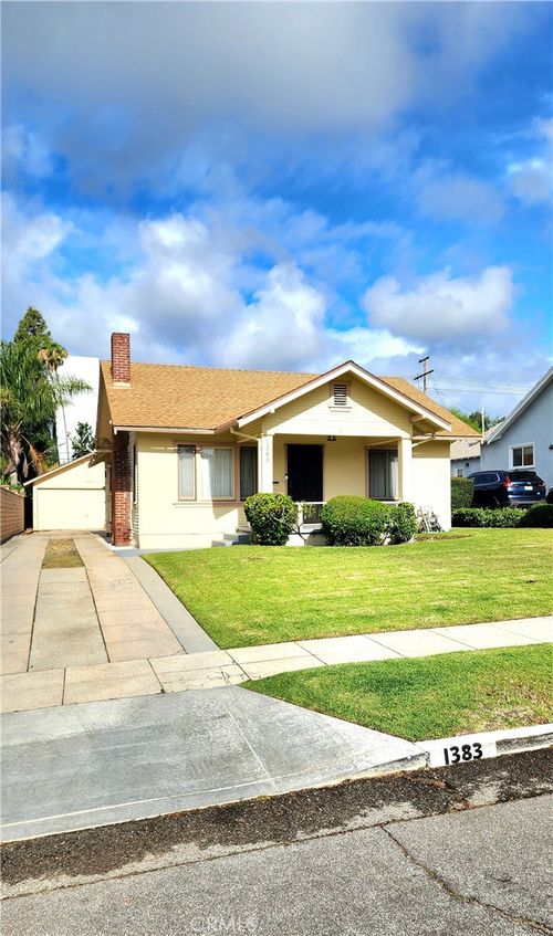 1383 N Oxford Ave, Pasadena, CA, 91104-2730 | Card Image