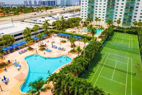 622-19370 Collins Ave, Sunny Isles Beach, FL, 33160-2440 | Card Image