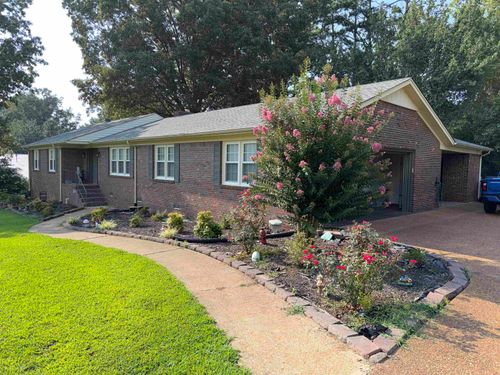 190 Poplar St, Savannah, TN, 38372-1275 | Card Image