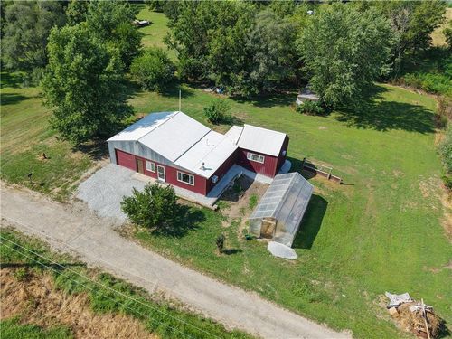 402 N 2nd Ave, Laredo, MO, 64652-8317 | Card Image