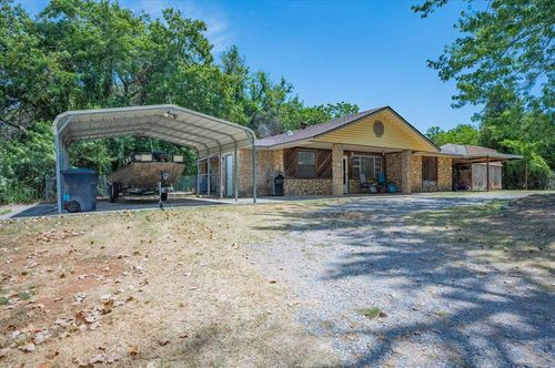 13124 Lakeroad Dr, Mcloud, OK, 74851-8705 | Card Image