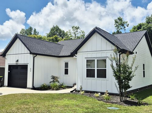 490 Ridge Top Ct, Clarksville, TN, 37040-3630 | Card Image