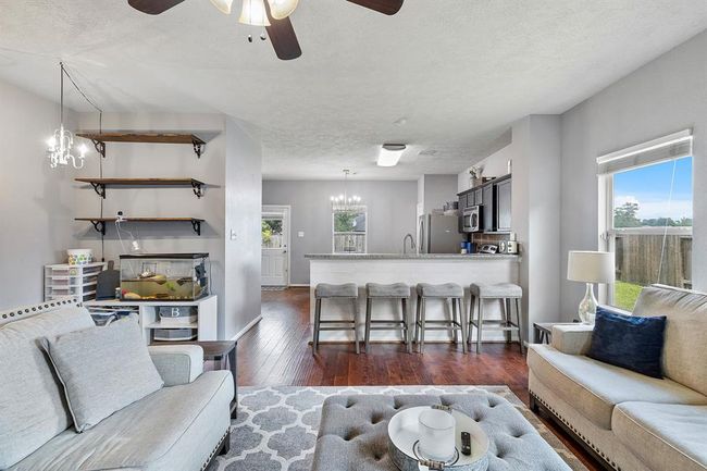 454 Fishhawk Way, House other with 3 bedrooms, 2 bathrooms and 2 parking in Crosby TX | Image 9
