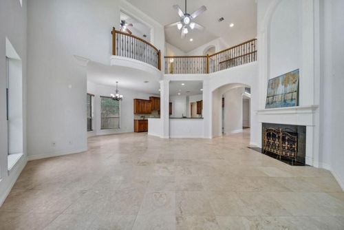 6811 Colonade Trl, Sugar Land, TX, 77479-5772 | Card Image