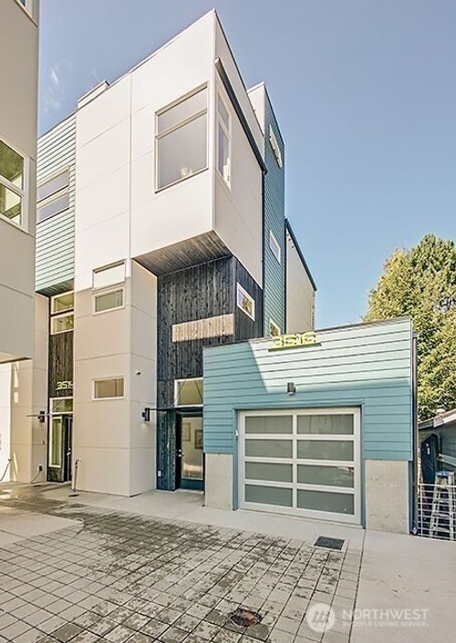 c-3516 Ne 87th St, Seattle, WA, 98115-3640 | Card Image