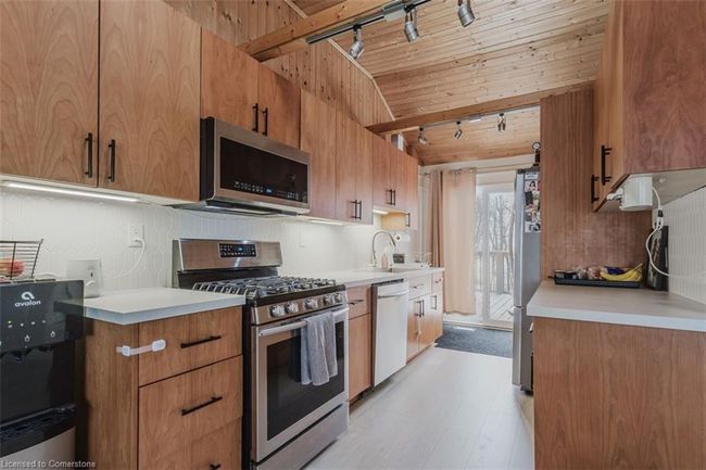 1199 Lakeshore Rd, House other with 5 bedrooms, 2 bathrooms and 8 parking in Selkirk ON | Image 10