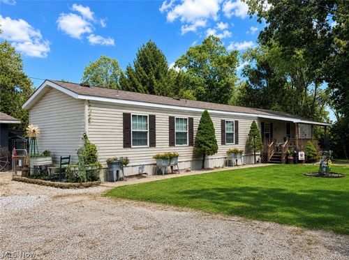 450 Beeman Rd, Washington, WV, 26181-9412 | Card Image