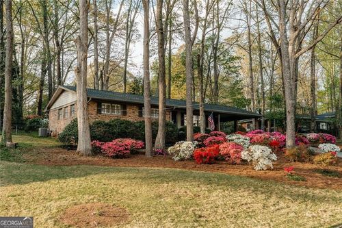 2744 Hunting Hill Ln, Decatur, GA, 30033-1502 | Card Image