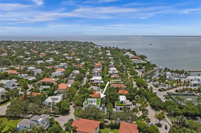 201 Buttonwood Dr, House other with 5 bedrooms, 7 bathrooms and null parking in Key Biscayne FL | Image 12