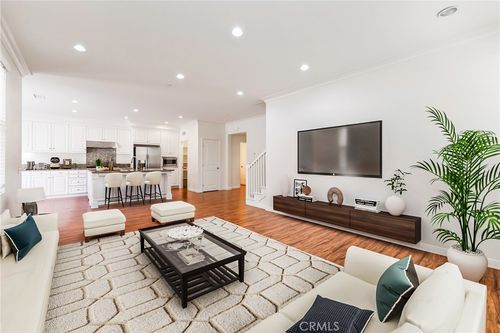 41 Somerton, Irvine, CA, 92620-2151 | Card Image