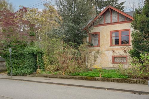 517 Toronto St, Victoria, BC, V8V1P1 | Card Image