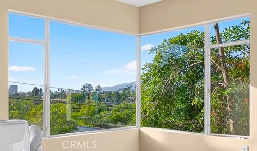 a-1442 Verd Oaks, Glendale, CA, 91205 | Card Image
