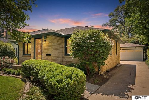 2639 Woodsdale Blvd, Lincoln, NE, 68502-5045 | Card Image