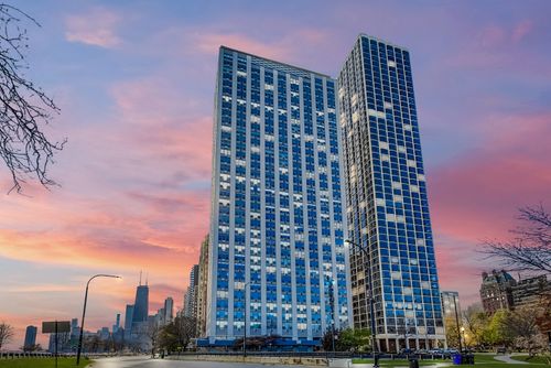 apt-10c-1550 N Lake Shore Dr, CHICAGO, IL, 60610-1699 | Card Image