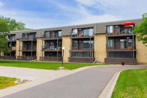815-3431 Kent Street, Shoreview, MN, 55126 | Card Image