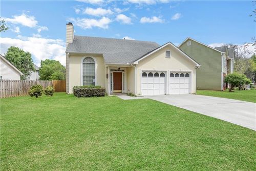 3062 Vineyard Way Se, Smyrna, GA, 30082-1845 | Card Image