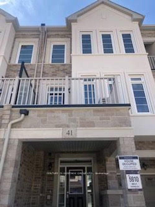 41 Montrose Blvd, Bradford, ON, L3Z4P3 | Card Image