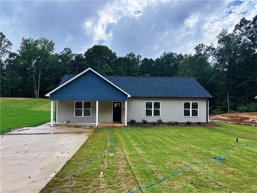 147 Yellowbell Drive, Lexington, NC, 27292 | Card Image