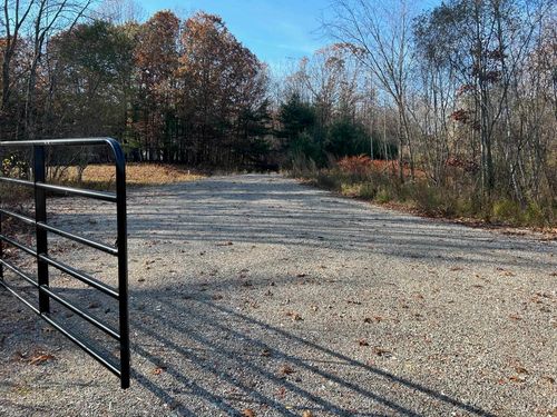 9 Bowley Rd, East Kingston, NH, 03827-2121 | Card Image