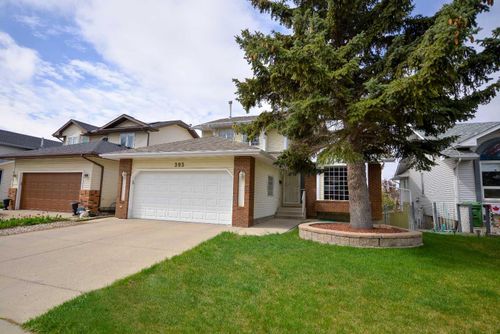 393 Hawktree Cir Nw, Calgary, AB, T3G2X9 | Card Image