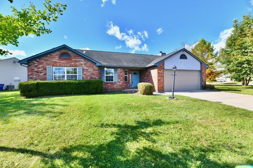 6724 Sparrowood Blvd, Indianapolis, IN, 46236-7200 | Card Image