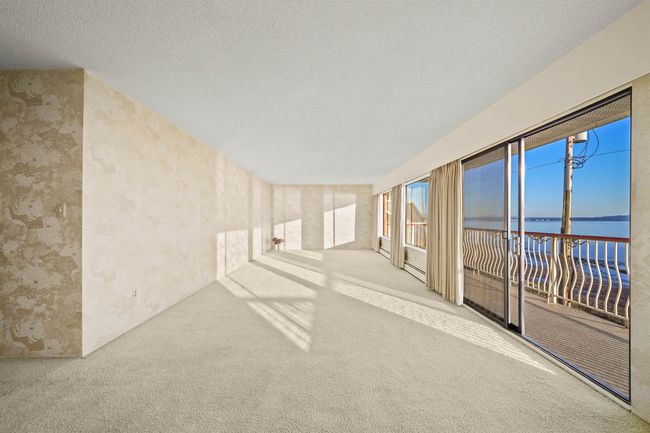 202 - 15147 Marine Drive, Condo with 2 bedrooms, 1 bathrooms and 1 parking in White Rock BC | Image 8