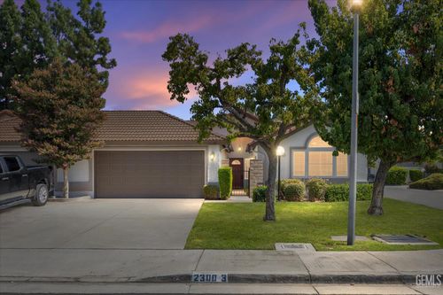 apt-3-2300 Melbourne Ln, Bakersfield, CA, 93309-4302 | Card Image