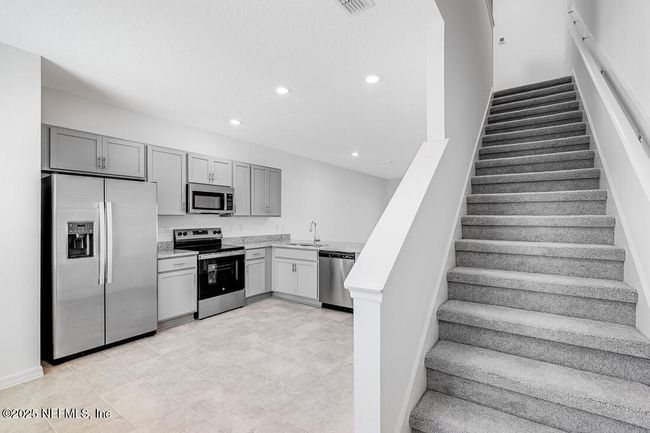 7219 Sabal Ter, Townhouse with 2 bedrooms, 3 bathrooms and null parking in Jacksonville FL | Image 13