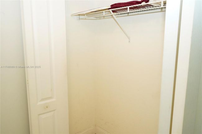 APT-301 - 4215 N University Dr, Condo with 2 bedrooms, 2 bathrooms and null parking in Sunrise FL | Image 19