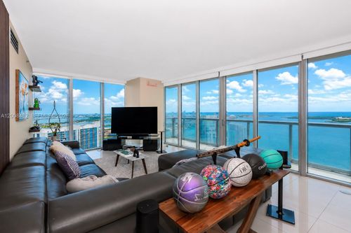 5101-465 Brickell Ave, Miami, FL, 33131-4023 | Card Image