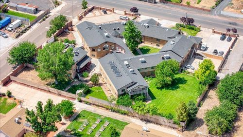 985 W Utah Ave, Hildale, UT, 84784-7709 | Card Image