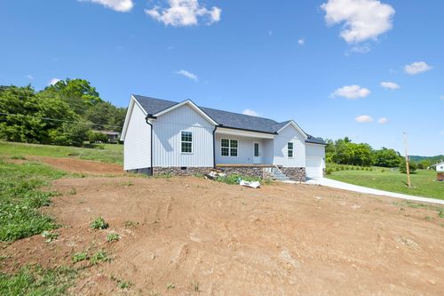 487 Straight Creek Church Rd, New Tazewell, TN, 37825-2149 | Card Image