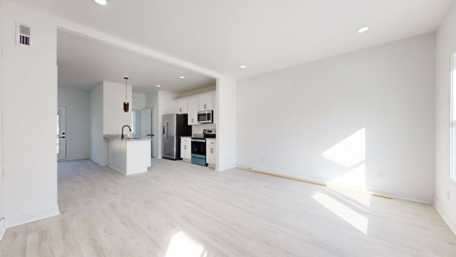 312 Second St, House other with 3 bedrooms, 3 bathrooms and null parking in Guthrie KY | Image 4