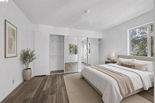 222 Piedmont Ln, Pittsburg, CA, 94565-5045 | Card Image